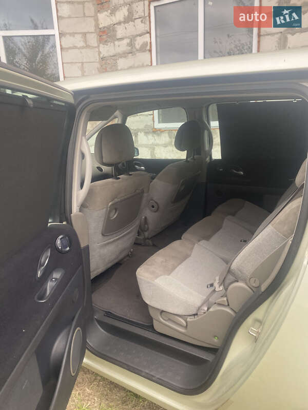 Мінівен Renault Espace 2005 в Дніпрі