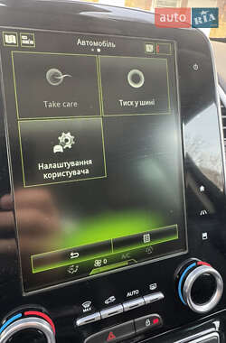 Минивэн Renault Espace 2016 в Гатном