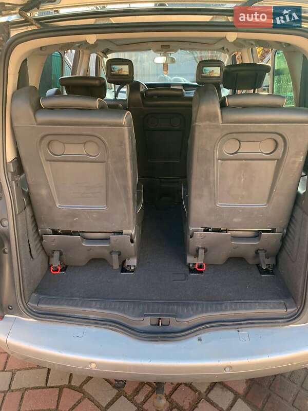 Минивэн Renault Espace 2010 в Бродах