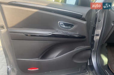 Минивэн Renault Espace 2015 в 