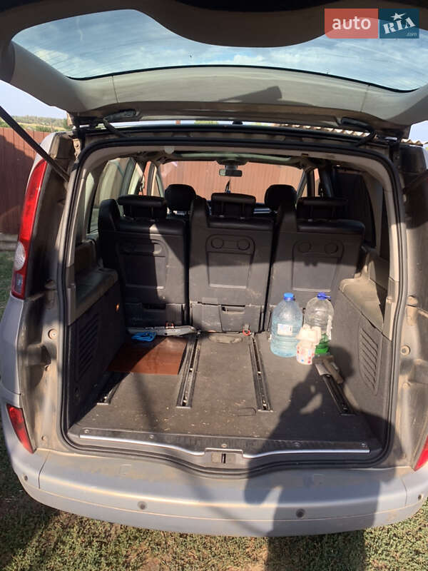 Минивэн Renault Espace 2005 в Павлограде