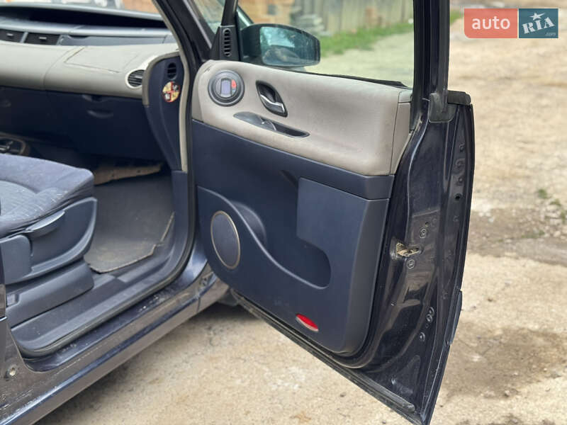 Минивэн Renault Espace 2003 в Черновцах