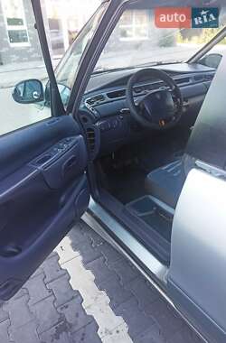 Минивэн Renault Espace 2002 в Ирпене