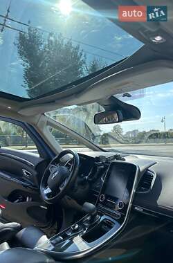Минивэн Renault Espace 2017 в 