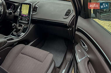 Минивэн Renault Espace 2015 в 