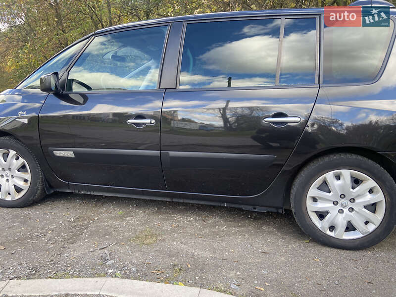 Минивэн Renault Espace 2011 в Львове