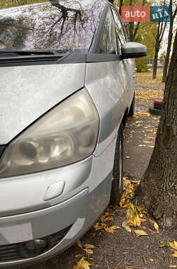 Минивэн Renault Espace 2004 в  фото 6 Минивэн Renault Espace 2004 в