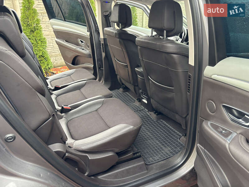 Минивэн Renault Espace 2015 в Краснограде фото 18 Минивэн Renault Espace 2015 в Краснограде