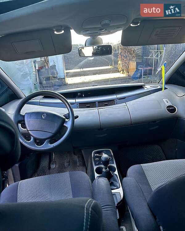 Минивэн Renault Espace 2004 в Першотравенске