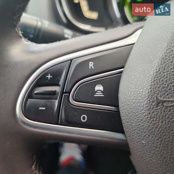 Минивэн Renault Espace 2016 в Ровно фото 43 Минивэн Renault Espace 2016 в Ровно