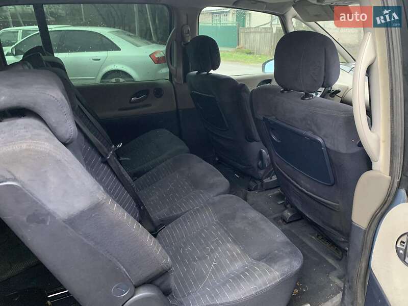 Минивэн Renault Espace 2003 в Корсуне-Шевченковском