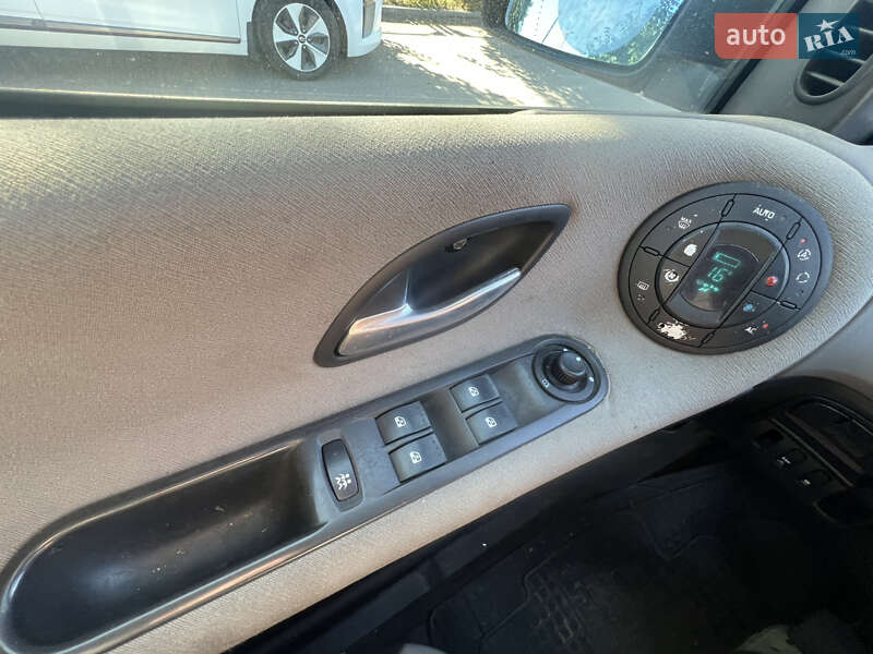 Минивэн Renault Espace 2003 в Белой Церкви