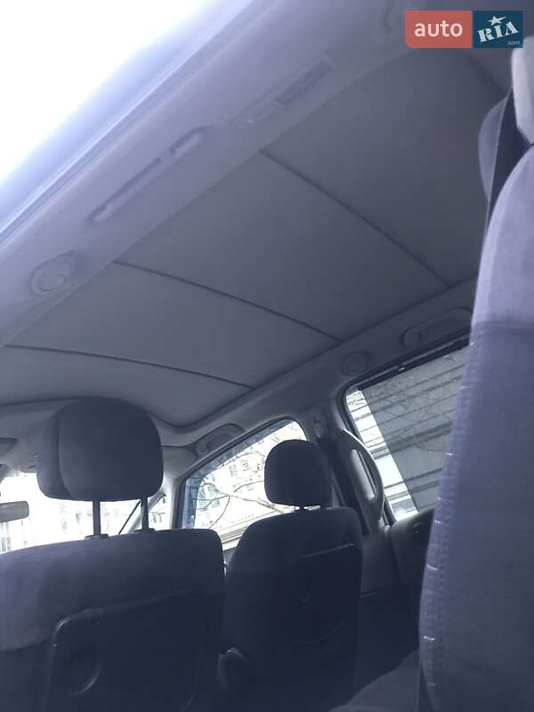 Минивэн Renault Espace 2004 в Киеве