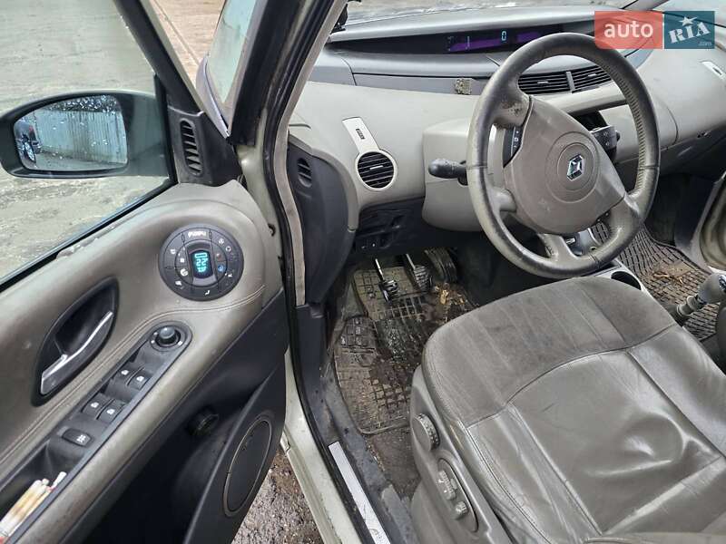 Минивэн Renault Espace 2004 в Снигиревке