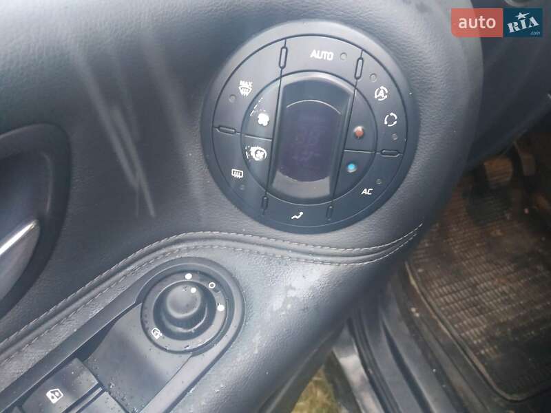 Мінівен Renault Espace 2011 в Львові фото 84 Мінівен Renault Espace 2011 в Львові