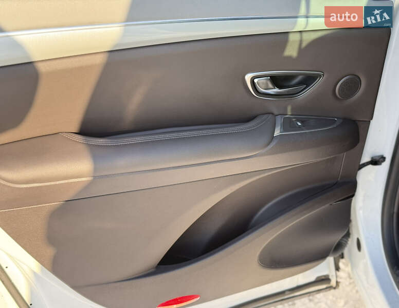 Мінівен Renault Espace 2015 в Києві