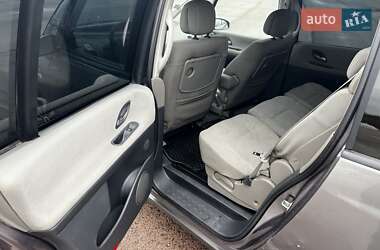 Мінівен Renault Espace 2003 в Ужгороді