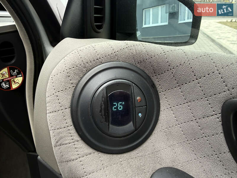 Мінівен Renault Espace 2004 в Одесі фото 49 Мінівен Renault Espace 2004 в Одесі