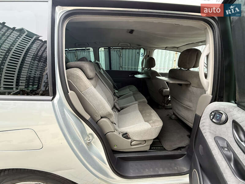 Мінівен Renault Espace 2004 в Одесі фото 70 Мінівен Renault Espace 2004 в Одесі
