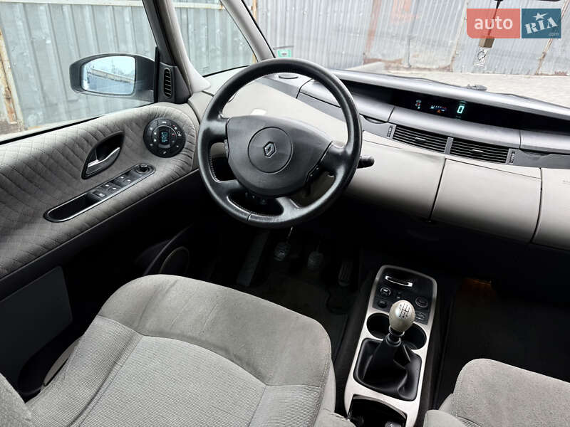 Мінівен Renault Espace 2004 в Одесі фото 77 Мінівен Renault Espace 2004 в Одесі