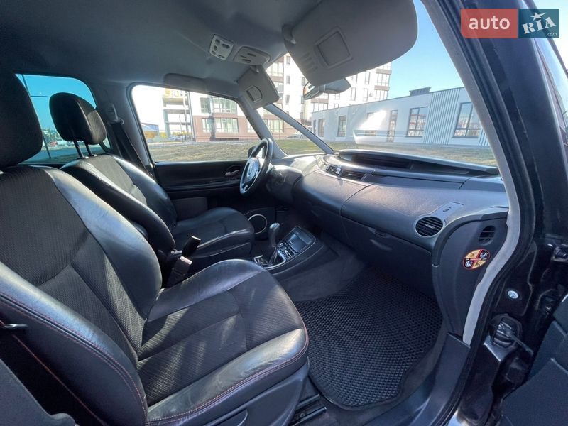 Минивэн Renault Espace 2007 в Городке