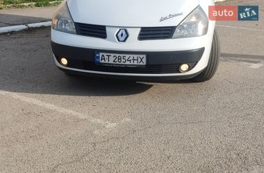 Минивэн Renault Espace 2005 в Заболотове