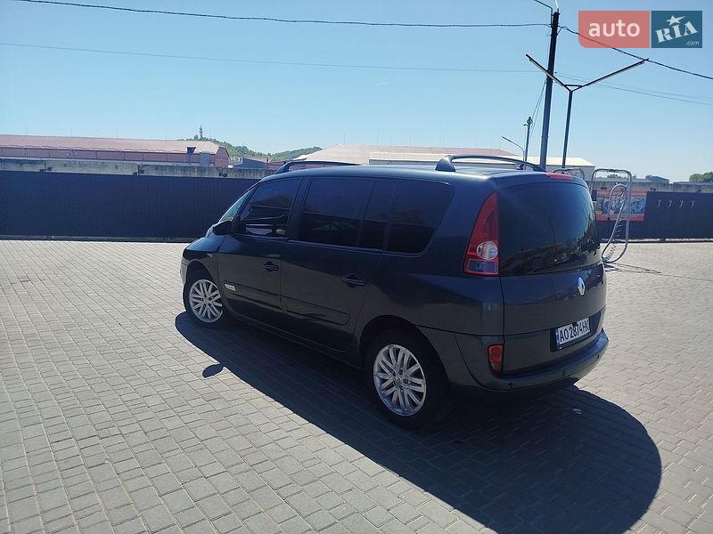 Мінівен Renault Espace 2005 в Мукачевому