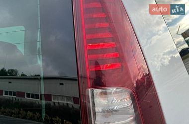 Мінівен Renault Espace 2012 в Луцьку