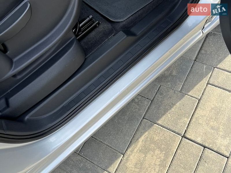 Мінівен Renault Espace 2012 в Луцьку