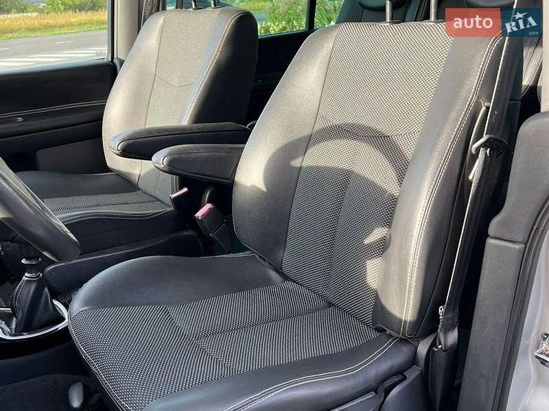 Мінівен Renault Espace 2012 в Луцьку