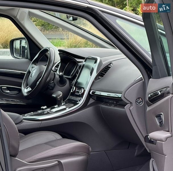 Мінівен Renault Espace 2016 в Дубні