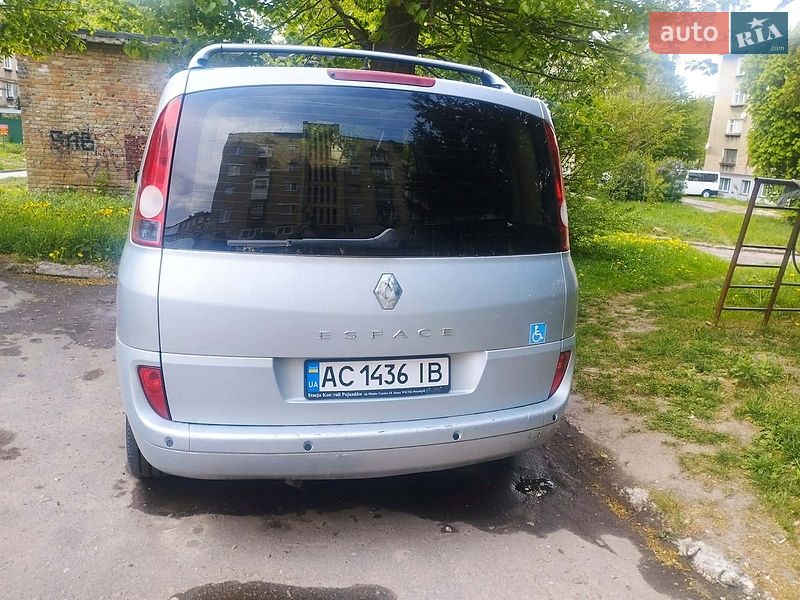 Минивэн Renault Espace 2002 в Нововолынске