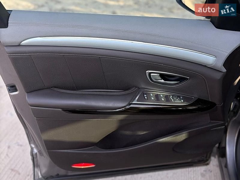 Минивэн Renault Espace 2015 в Киеве