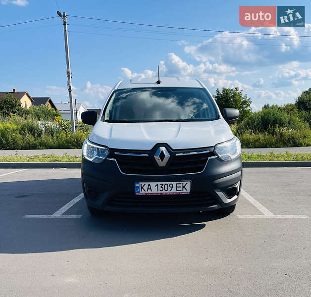 Грузовой фургон Renault Express 2021 в 