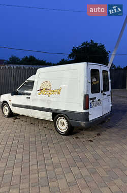 Грузовой фургон Renault Express 1995 в 