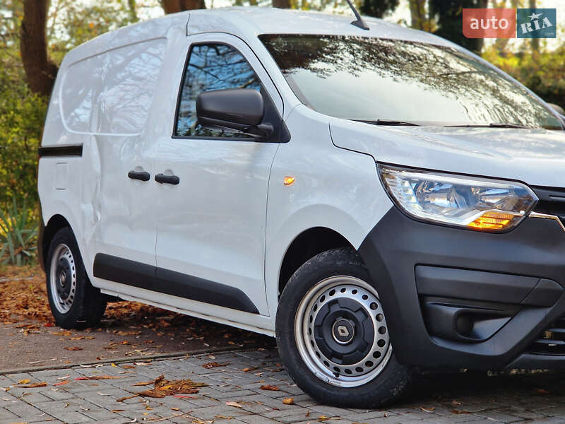 Грузовой фургон Renault Express 2023 в Дрогобыче