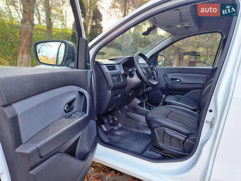 Грузовой фургон Renault Express 2023 в Дрогобыче