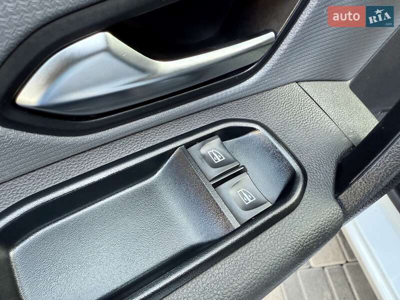 Мінівен Renault Express 2023 в Одесі фото 33 Мінівен Renault Express 2023 в Одесі