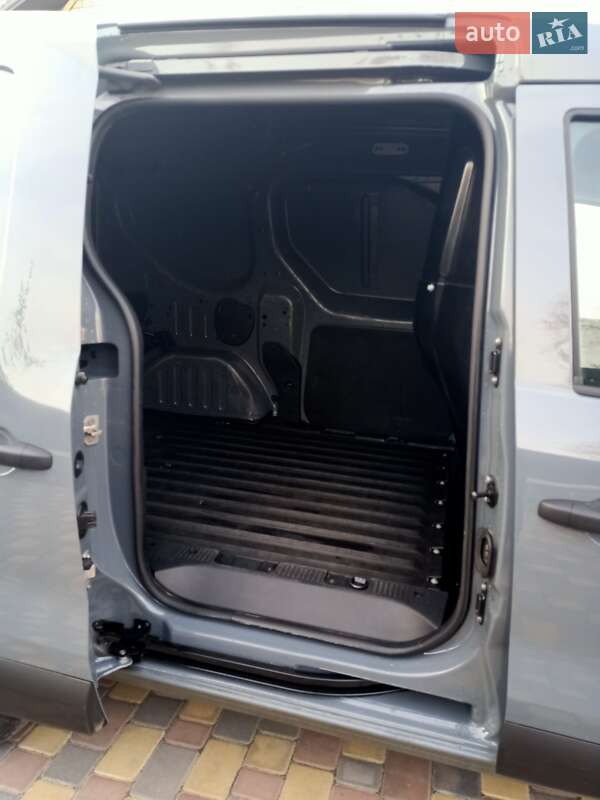 Грузовой фургон Renault Express 2024 в Звенигородке фото 9 Грузовой фургон Renault Express 2024 в Звенигородке