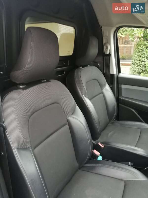 Вантажний фургон Renault Express 2021 в Умані