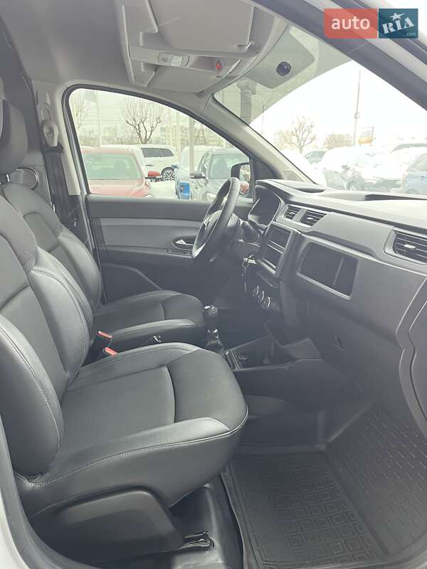 Грузовой фургон Renault Express 2022 в Киеве