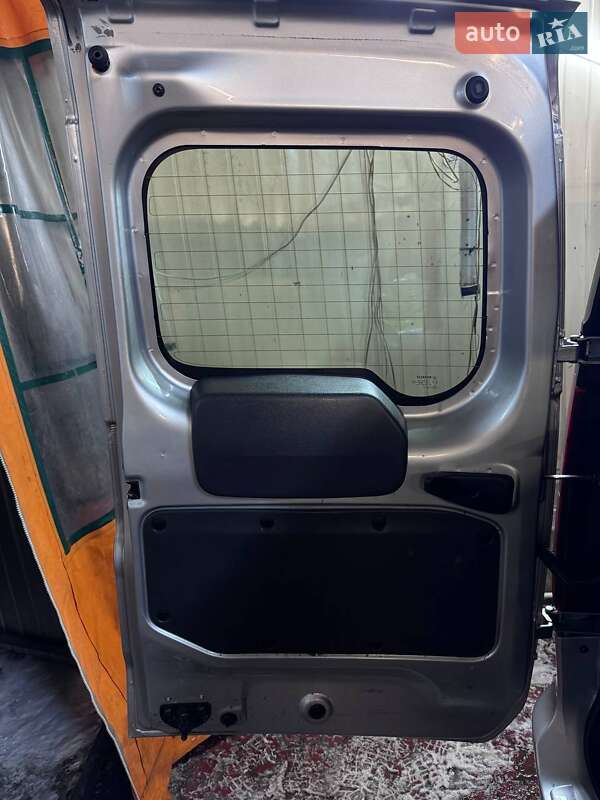 Мінівен Renault Express 2021 в Києві фото 33 Мінівен Renault Express 2021 в Києві