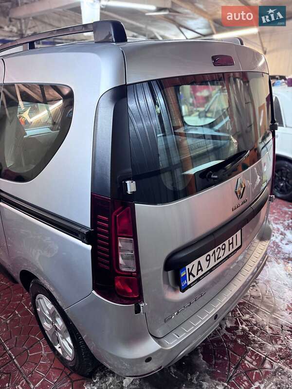 Мінівен Renault Express 2021 в Києві фото 29 Мінівен Renault Express 2021 в Києві