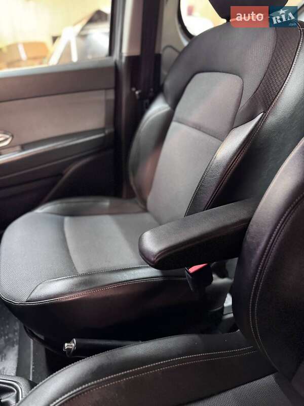 Мінівен Renault Express 2021 в Києві фото 36 Мінівен Renault Express 2021 в Києві