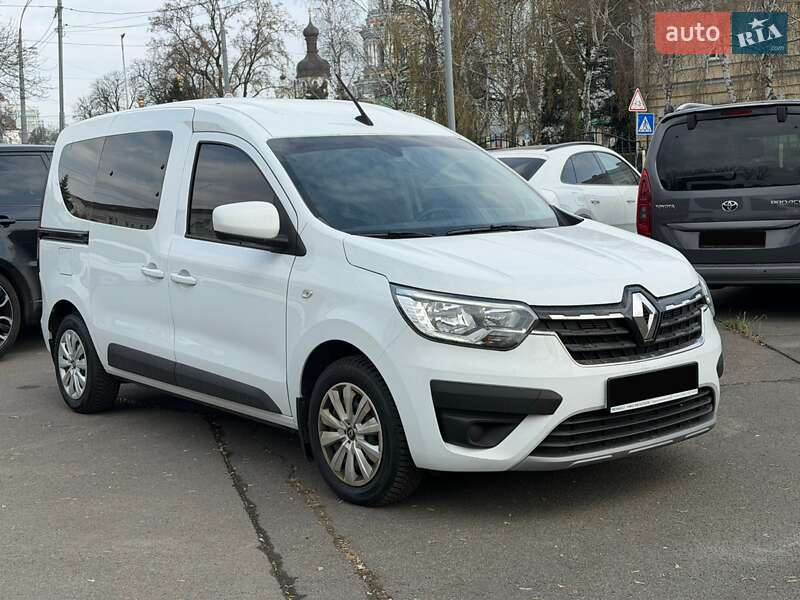 2022 Renault Express, VIN VF1RJK00668643798:plate — фото 1 (autoria)