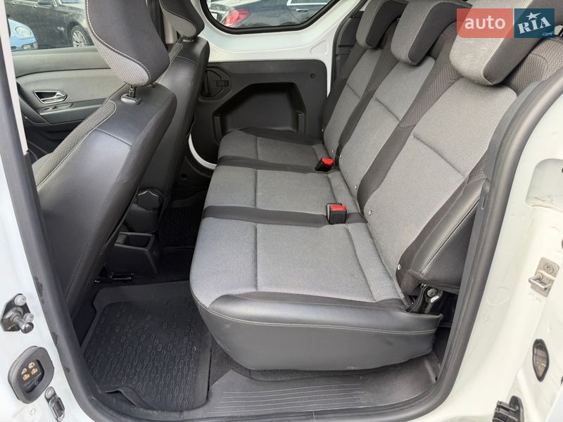 Минивэн Renault Express 2022 в Киеве фото 16 Минивэн Renault Express 2022 в Киеве