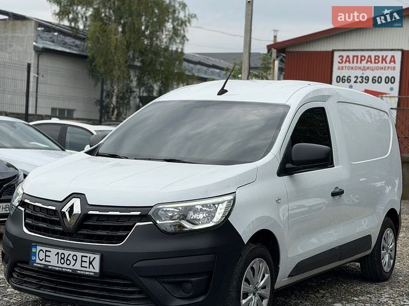 Грузовой фургон Renault Express 2022 в Черновцах