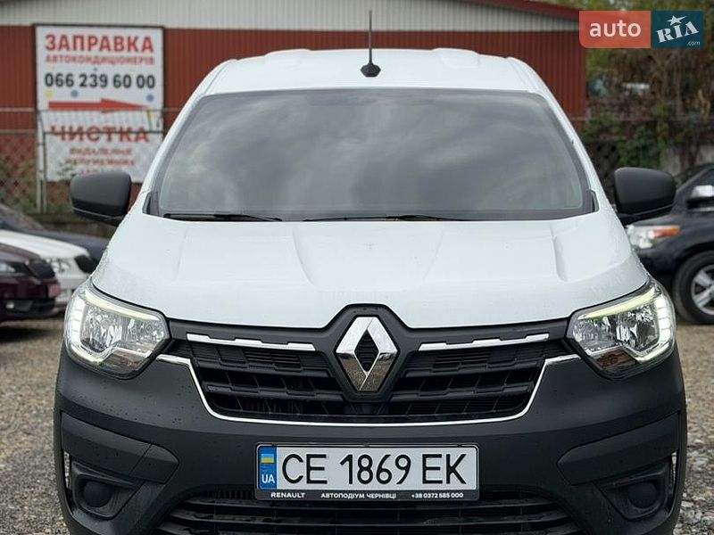 Грузовой фургон Renault Express 2022 в Черновцах