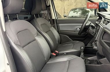 Грузовой фургон Renault Express 2022 в Черновцах