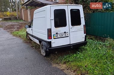 Грузовой фургон Renault Express 1999 в Виннице